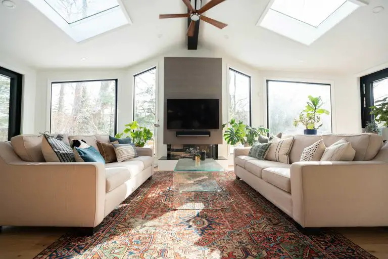 rug size and placement for living room
