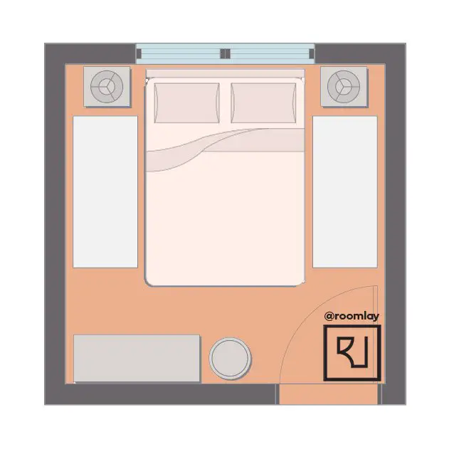 small bedroom floor plan with queen sized bed