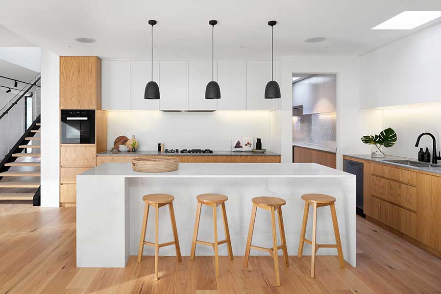 Kitchen layout with island.
