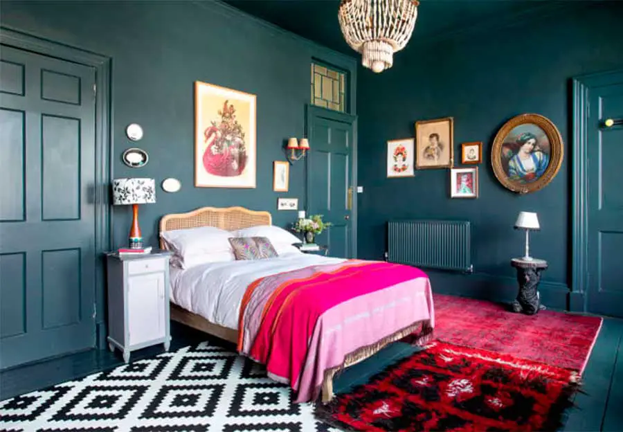 Dark green bedroom wall color