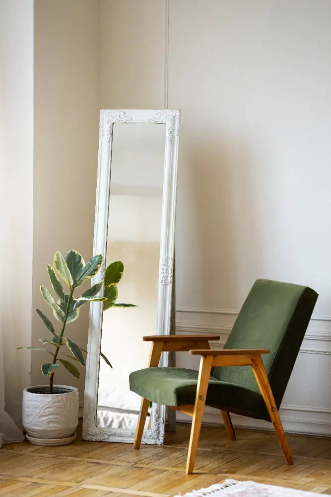 room layout design mirrors