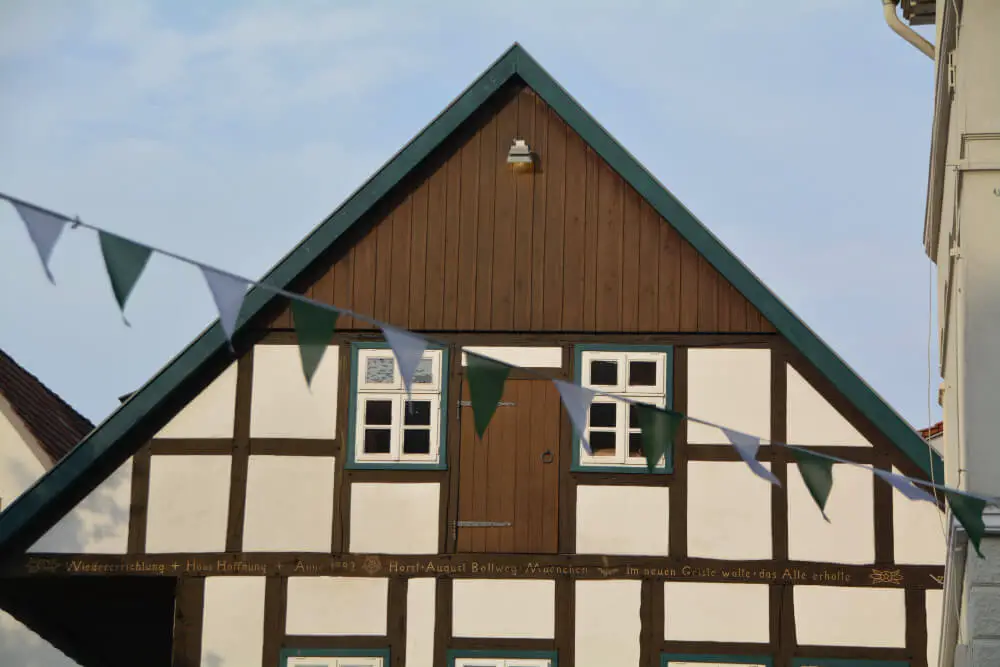 Gable roof type
